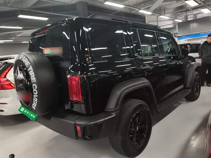 Фото 7 - Tank 300