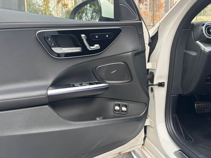 Фото 10 - Mercedes-Benz C-Class Hybrid