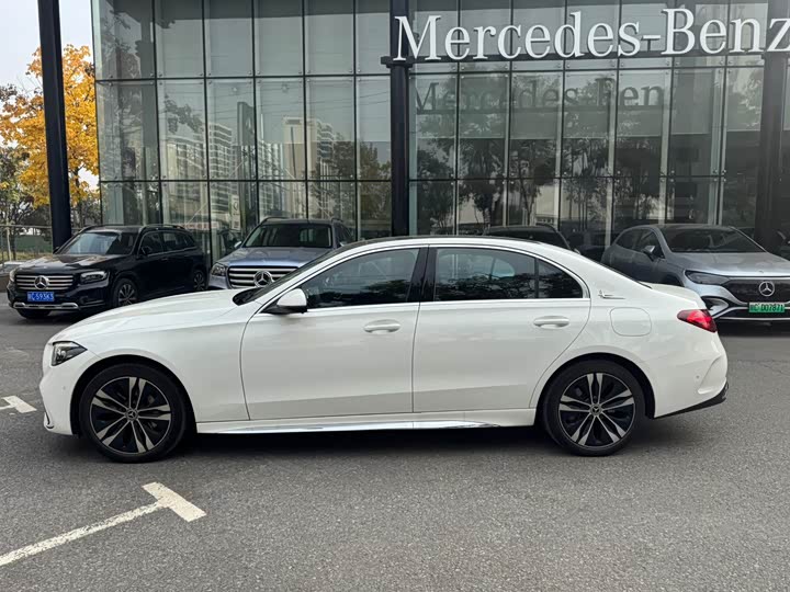 Фото 2 - Mercedes-Benz C-Class Hybrid