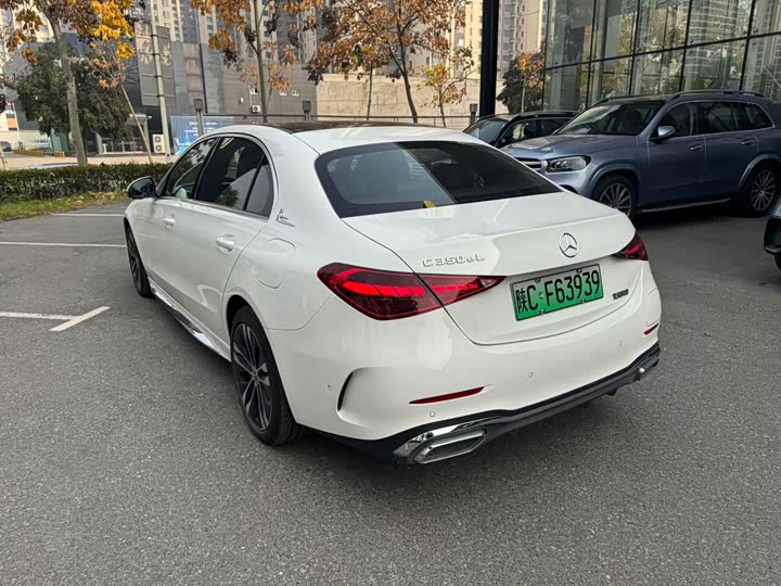 Фото 9 - Mercedes-Benz C-Class Hybrid