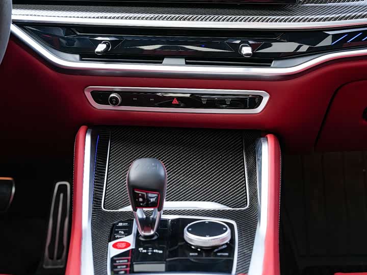 Фото 9 - BMW X6 M