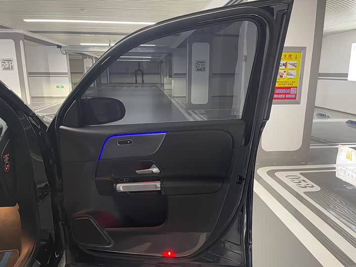 Фото 20 - Mercedes-Benz GLB-Class