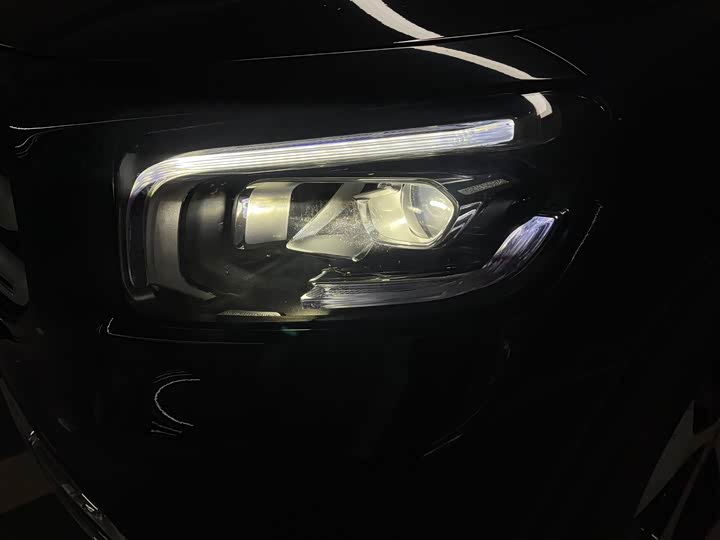 Фото 4 - Mercedes-Benz GLB-Class