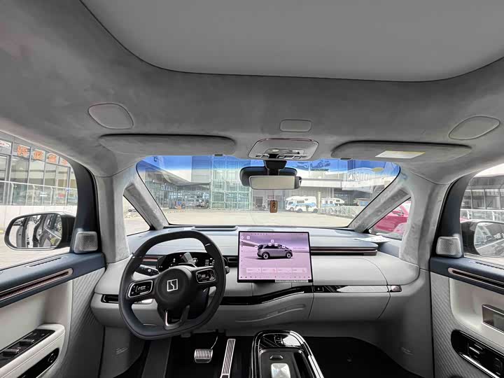 Фото 22 - Zeekr Mix