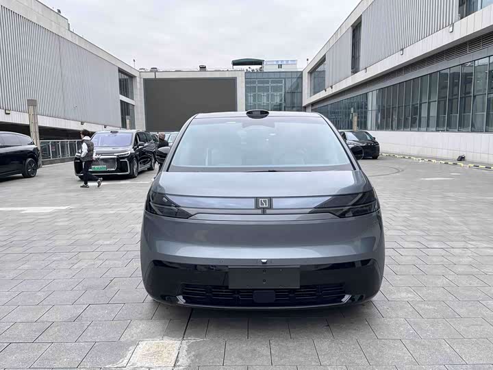 Фото 7 - Zeekr Mix