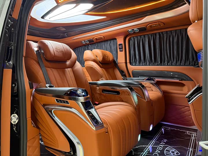 Фото 11 - Mercedes-Benz Vito