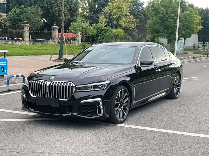 Фото 1 - BMW 7 Series