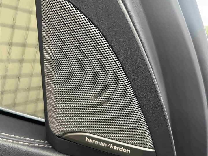 Фото 16 - BMW X5