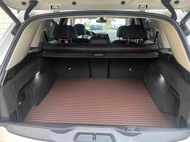 Фото 17 - BMW X5