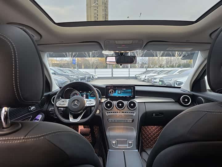 Фото 7 - Mercedes-Benz C-Class