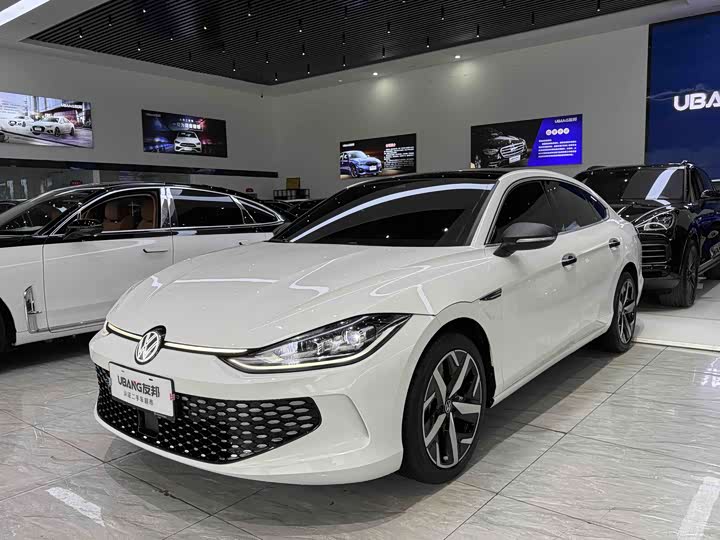 Фото 1 - Volkswagen Lamando L