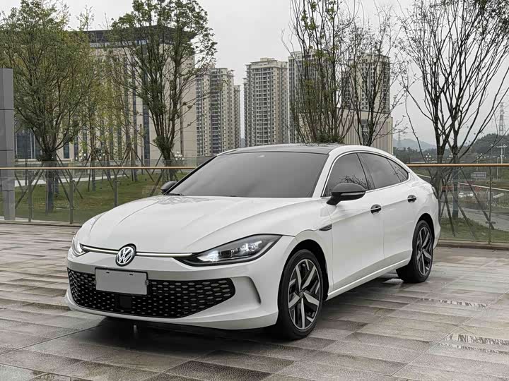 Фото 13 - Volkswagen Lamando L