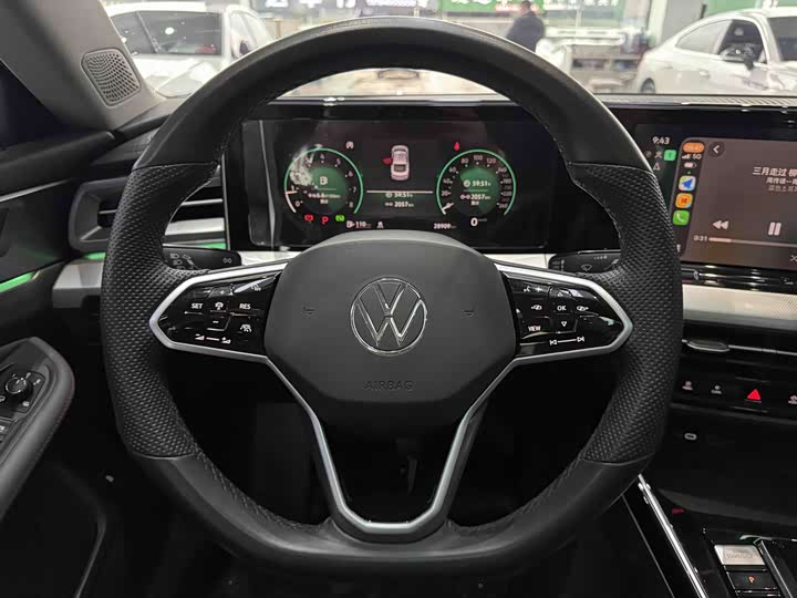 Фото 7 - Volkswagen Lamando L