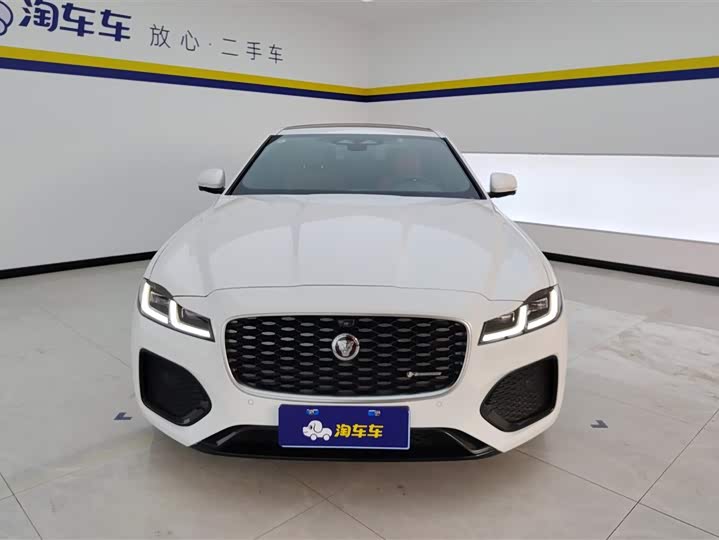 Фото 2 - Jaguar XF L