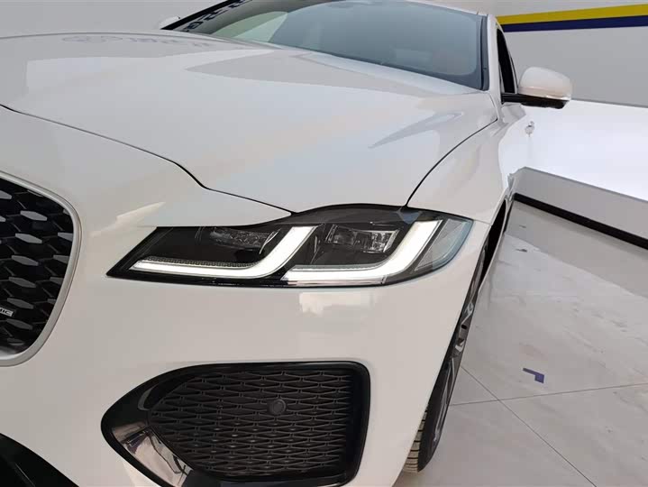 Фото 5 - Jaguar XF L