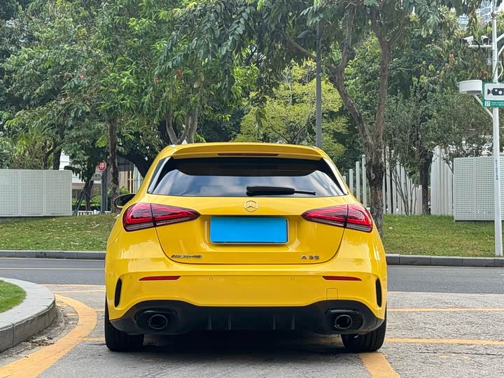 Фото 17 - Mercedes-Benz A-Class AMG