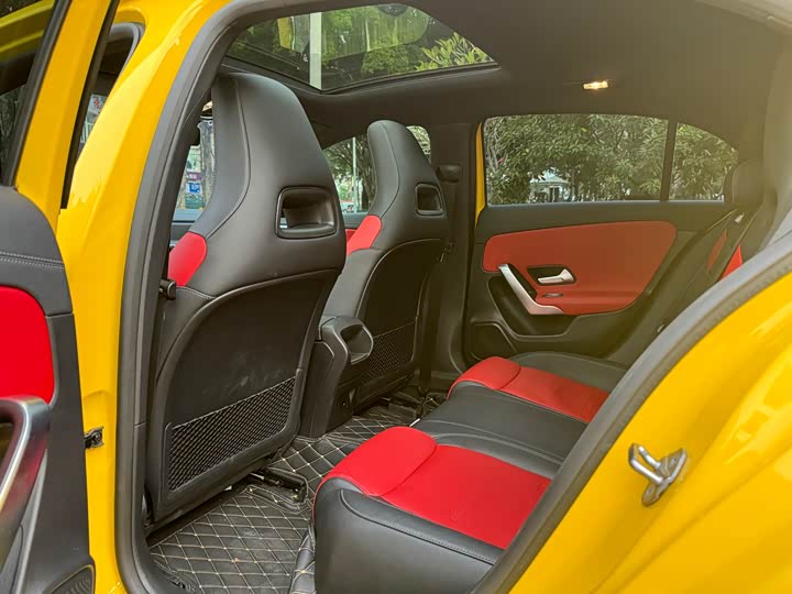 Фото 6 - Mercedes-Benz A-Class AMG