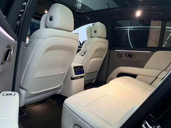 Фото 11 - LiXiang i6