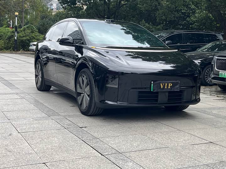 Фото 3 - LiXiang i6