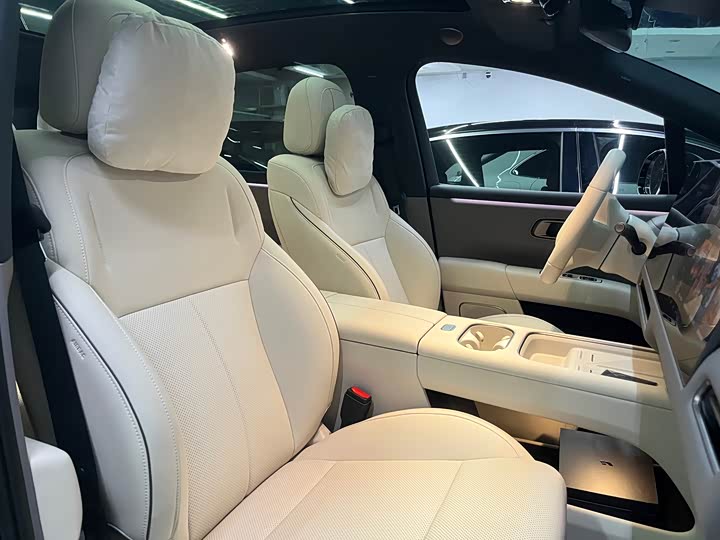 Фото 8 - LiXiang i6