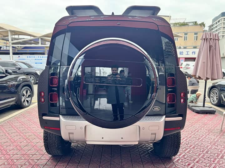 Фото 15 - Land Rover Defender