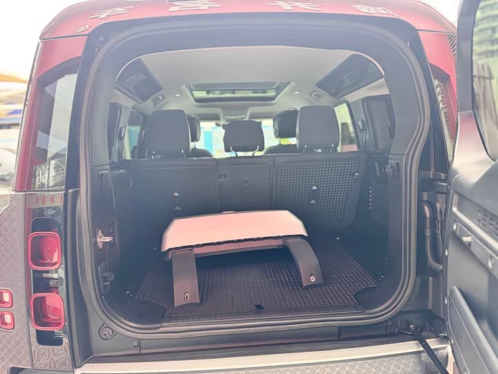 Фото 21 - Land Rover Defender