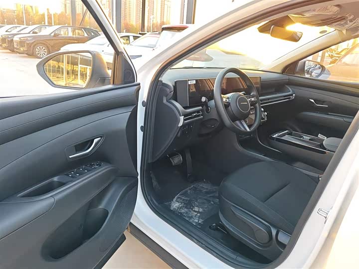 Фото 16 - Hyundai Tucson L