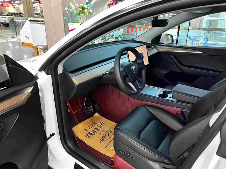 Фото 5 - Tesla Model Y