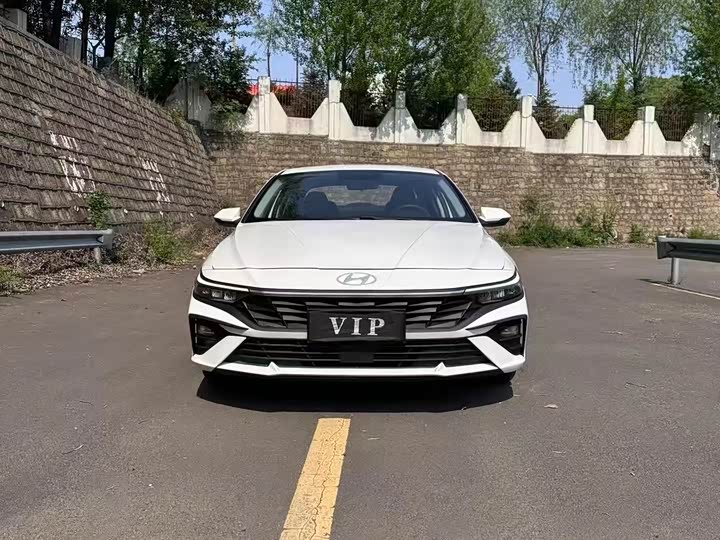 Фото 2 - Hyundai Elantra N line