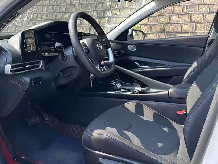 Фото 4 - Hyundai Elantra N line