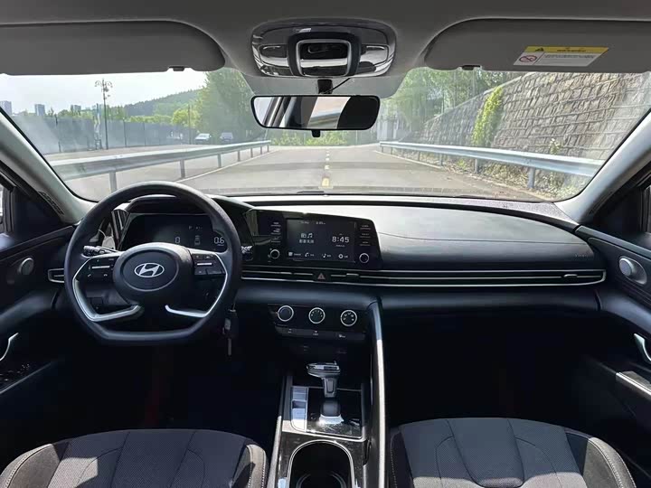 Фото 5 - Hyundai Elantra N line