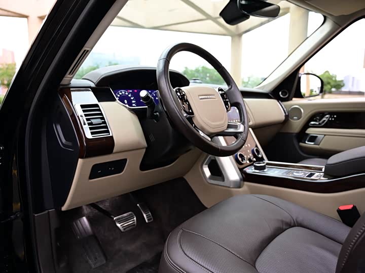 Фото 18 - Land Rover Range Rover