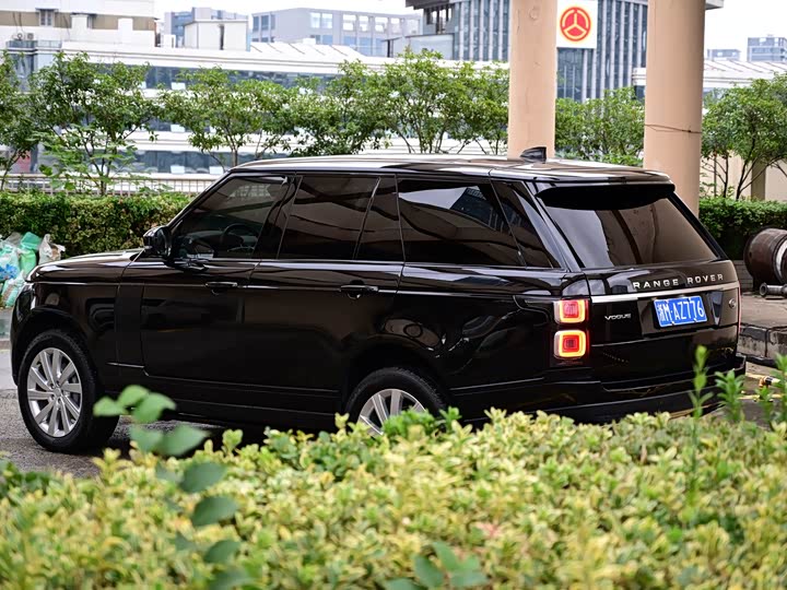 Фото 9 - Land Rover Range Rover