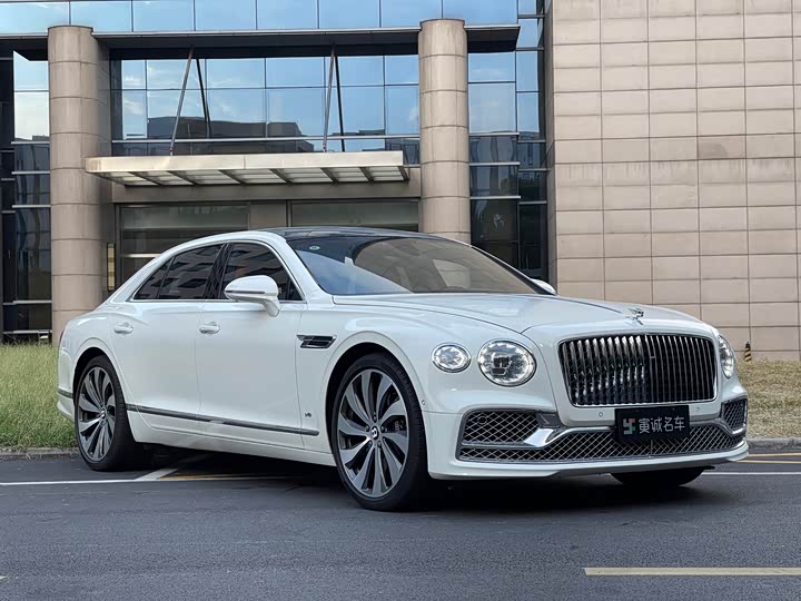 Фото 3 - Bentley Flying Spur