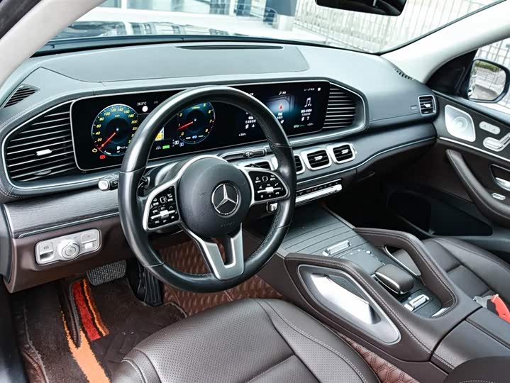 Фото 15 - Mercedes-Benz GLE-Class