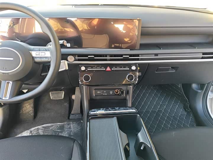 Фото 13 - Hyundai Tucson L