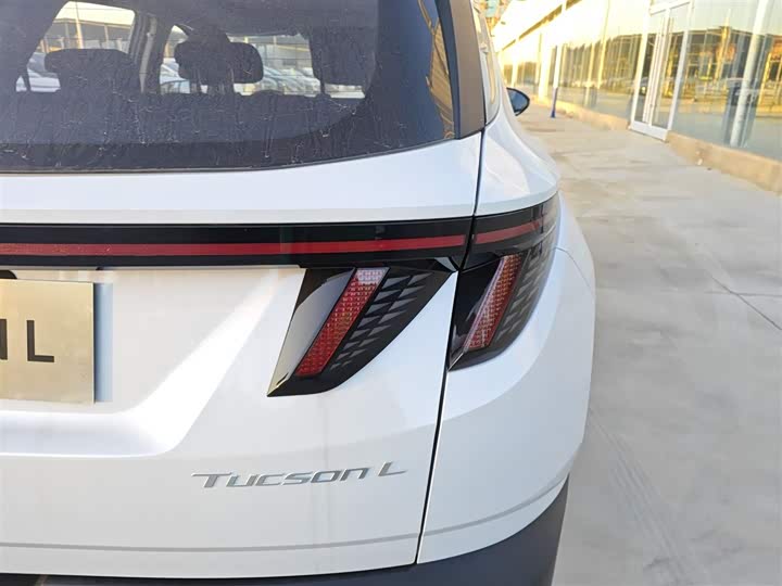 Фото 8 - Hyundai Tucson L