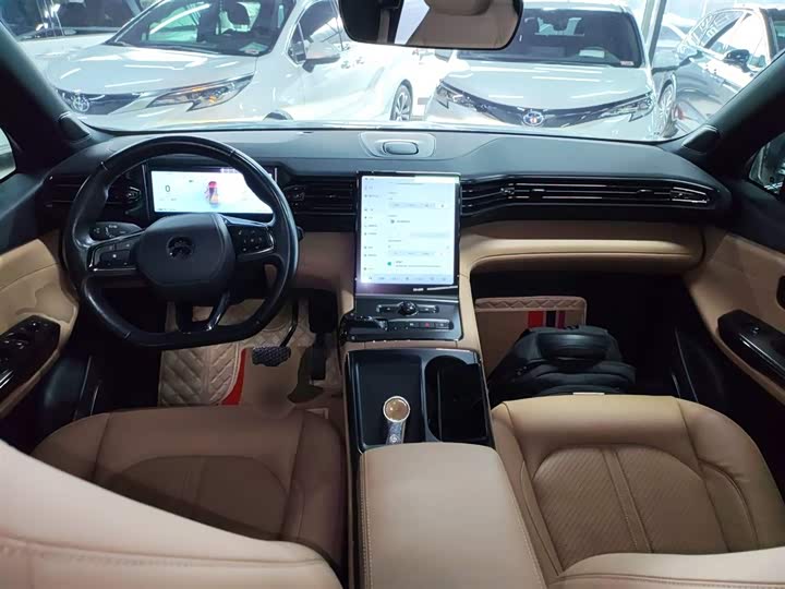 Фото 10 - Nio ES6