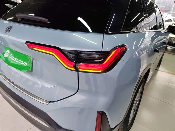 Фото 8 - Nio ES6