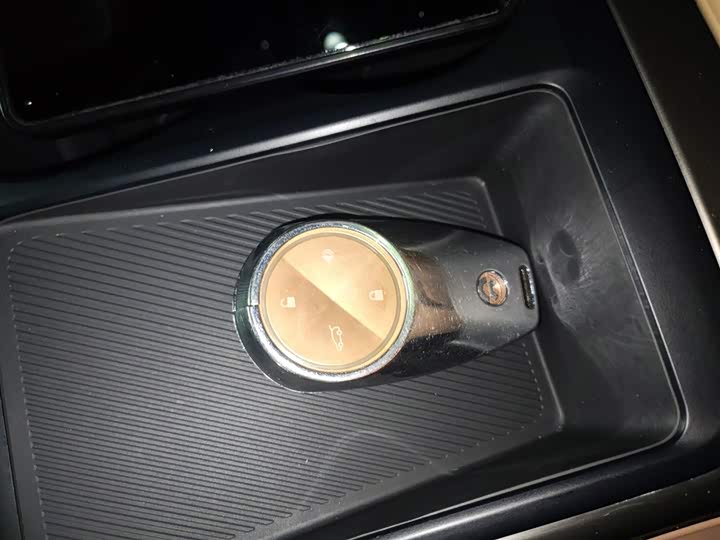 Фото 9 - Nio ES6