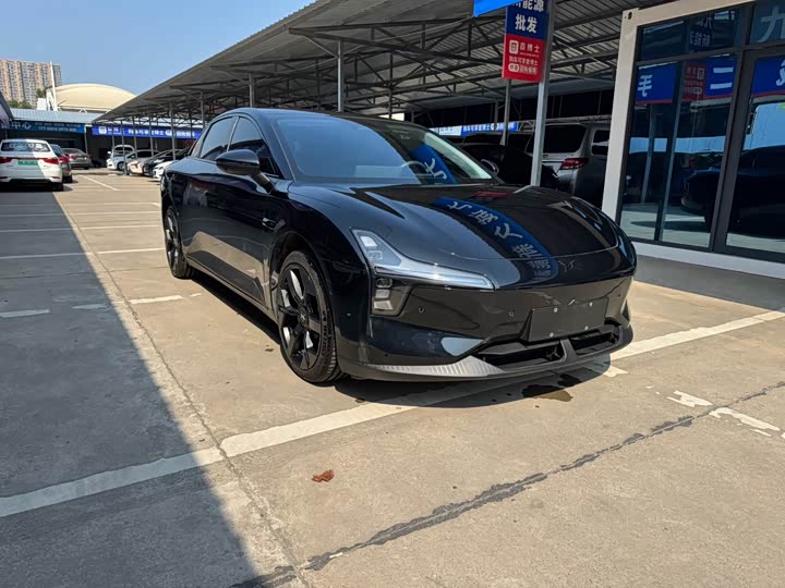 Фото 3 - XPeng Mona M03