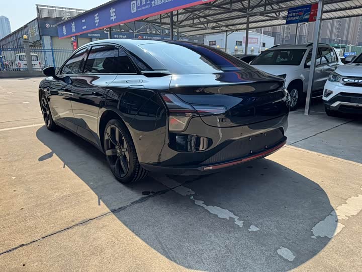 Фото 6 - XPeng Mona M03