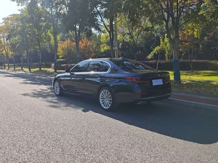 Фото 6 - BMW 5 Series