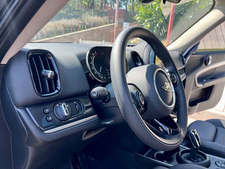 Фото 10 - Mini Countryman