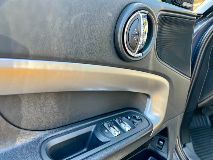 Фото 11 - Mini Countryman