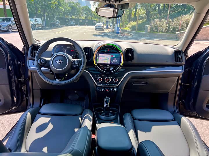 Фото 16 - Mini Countryman