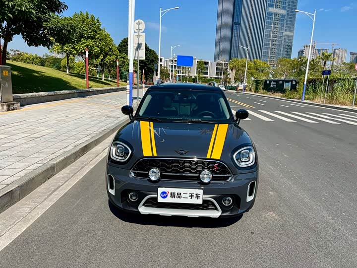 Фото 2 - Mini Countryman