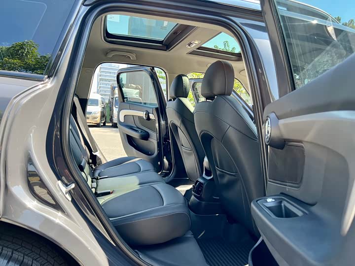 Фото 25 - Mini Countryman