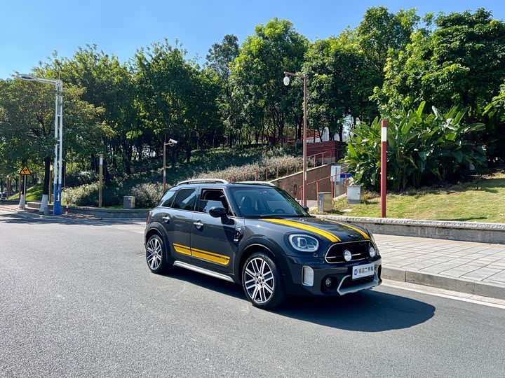 Фото 4 - Mini Countryman