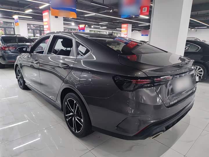 Фото 5 - Geely Binrui